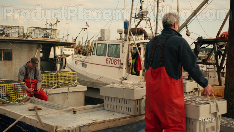 Grundéns Fishing Bib Pants in Hightown S01E01 (5)