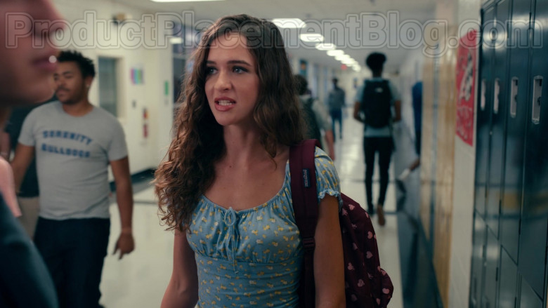 Jansport Backpack in Sweet Magnolias S01E02 A United Front (2)