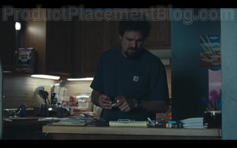 Mark Ruffalo Wearing Carhartt T-Shirt Outfit in ‘I Know This Much Is True’ S01E02 HBO TV Show (1)