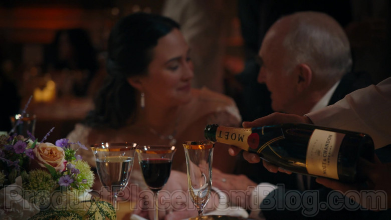 Moët & Chandon Champagne in Billions S05E01 The New Decas (2020)