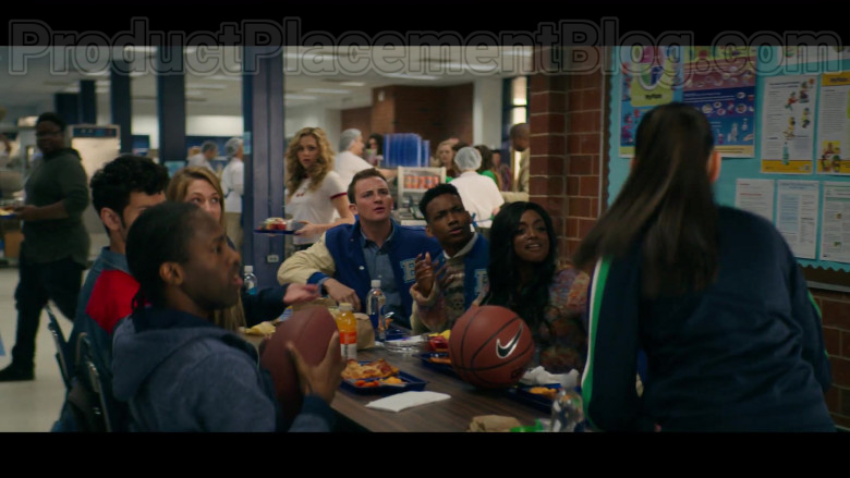 Nike Basketball in Stargirl S01E01 CW TV Series (2)