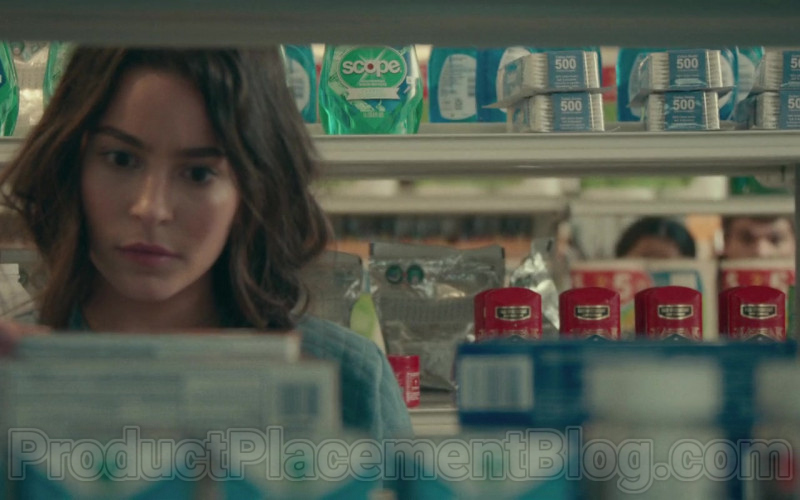 Scope Mouthwash by Crest in The Half of It Movie by Netflix (1)