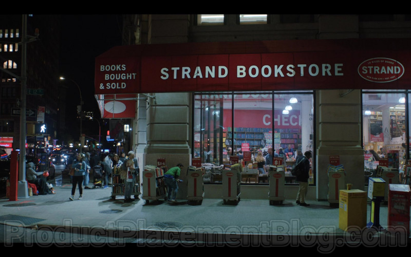 Strand Book Store in Love Life S01E01 Augie Jeong (2020)