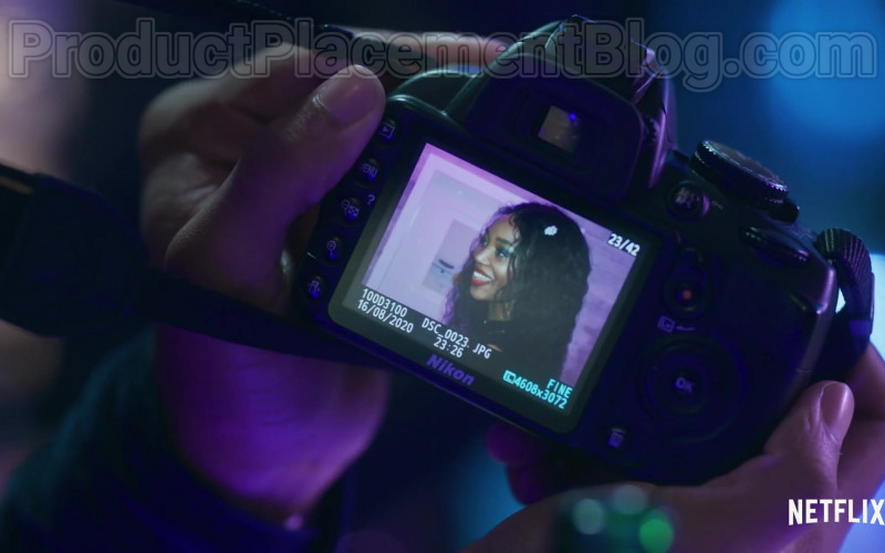 TV Show Actor Using Nikon Camera in Blood & Water – Season 1 (2020) by Netflix
