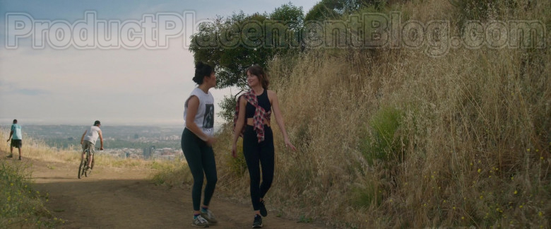 Zoë Chao Wearing New Balance Running Shoes in The High Note Movie
