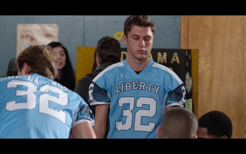 Actors Wearing Champion Blue Jerseys in 13 Reasons Why S04E01 (1)