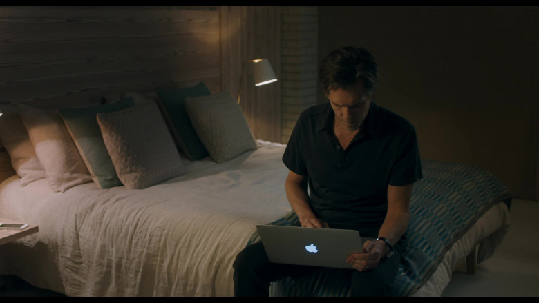 Apple MacBook Air Laptop Used by Kevin Bacon in You Should Have Left Film (1)