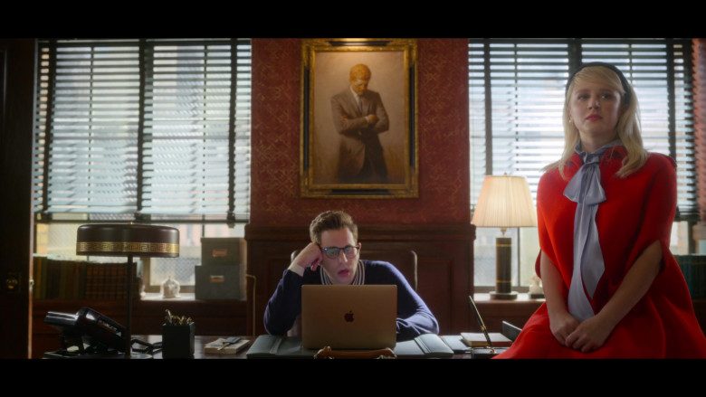 Ben Platt as Payton Hobart Using Apple MacBook Laptop in The Politician Season 2 Episode 1 Netflix TV Show