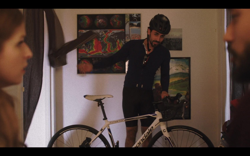 Cannondale Synapse Bike in Love Life S01E09 Augie Again (2020)