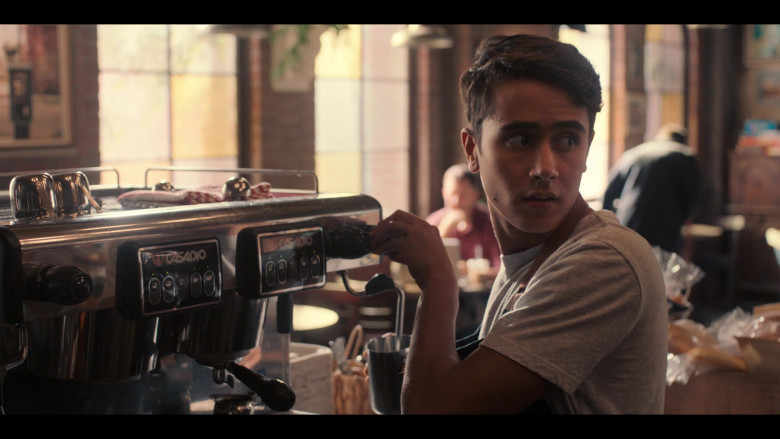 Casadio Espresso Coffee Machine in Love, Victor S01E04 TV Show (4)