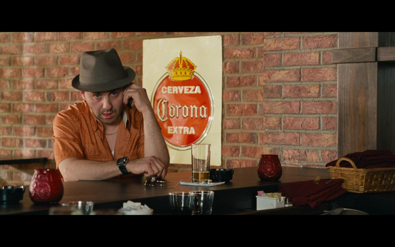 Cerveza Corona Extra Beer Sign in Big Mommas Like Father, Like Son (2011)