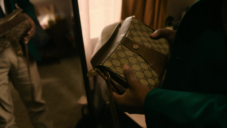 Gucci Sling Bag (2)