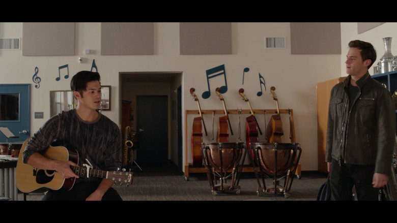 Martin Guitar Held by Ross Butler as Zach Dempsey in 13 Reasons Why S04E07 College Interview (2020)