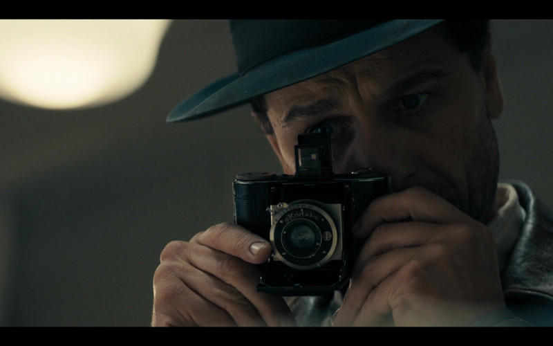 Matthew Rhys in Perry Mason S01E01 TV Show Using Kodak Camera