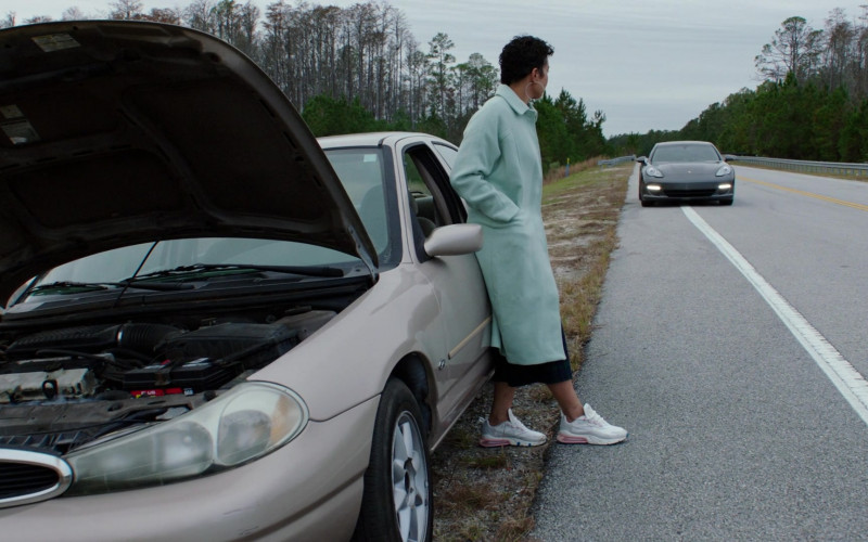 Michele Weaver as Luly Perry Wearing Long Pastel Coat Outfit and Nike Air Max 270 Shoes in Council of Dads S01E06 TV Show