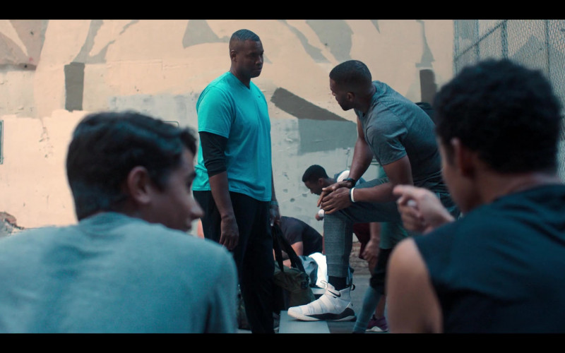 Nike LeBron Soldier XI Basketball Sneakers in Love, Victor S01E08 (1)