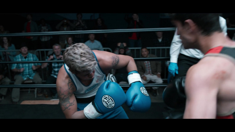 PBS Pro Boxing Supplies Gloves Worn by Christian Navarro as Tony Padilla in 13 Reasons Why S04E05 (2)