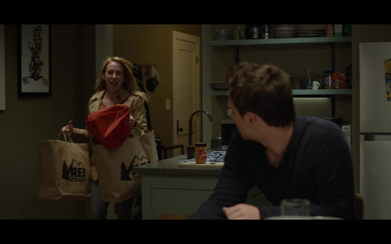 REI Co-op Paper Bags in 13 Reasons Why S04E04 Senior Camping Trip (1)