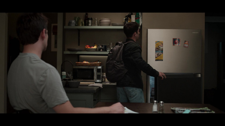 Samsung Refrigerator in 13 Reasons Why S04E02 College Tour (2)