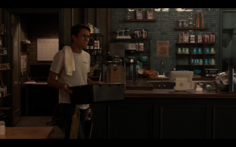 Square Stand iPad POS System in Love, Victor S01E03 Battle of the Bands (1)