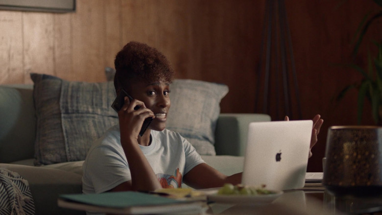 TV Show Characters Using Apple MacBook Laptop Computers in Insecure S04E09 TV Series (3)