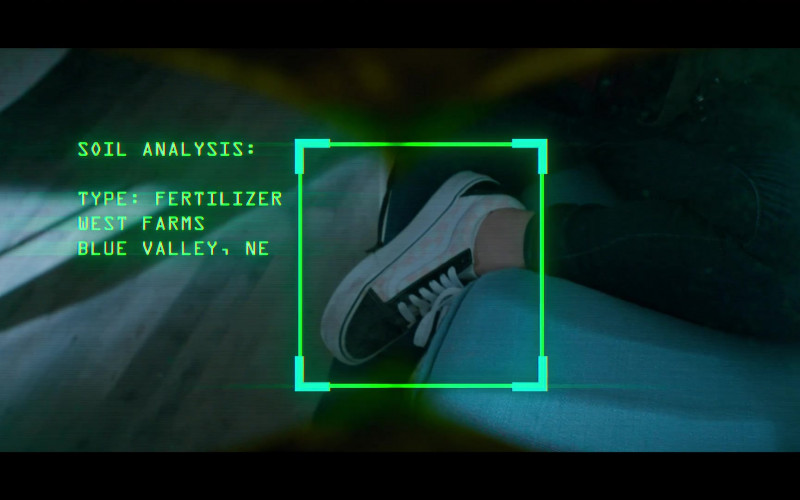 Vans Old Skool Platform Checkered Shoes of Brec Bassinger as Courtney Whitmore in Stargirl S01E05 Hourman and Dr. Mid-Nite (2020)