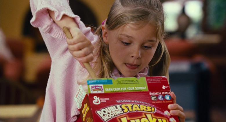 Young Chloë Grace Moretz Enjoying General Mills Lucky Charms Cereal in Big Momma’s House 2 Film (2)