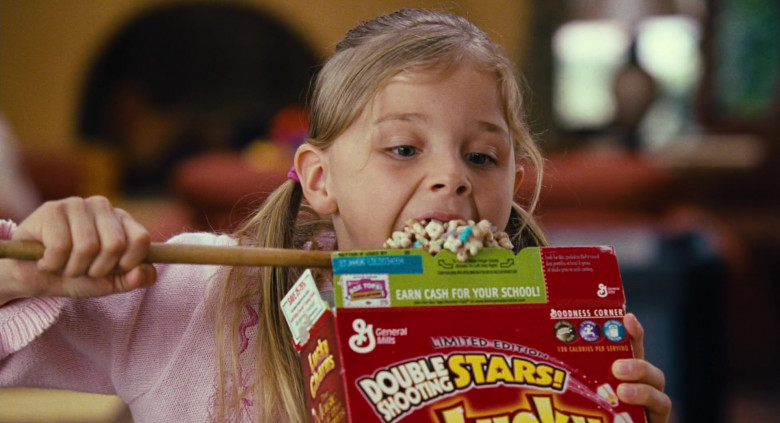 Young Chloë Grace Moretz Enjoying General Mills Lucky Charms Cereal in Big Momma’s House 2 Film (3)