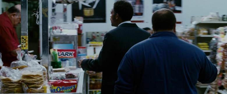 Bit-O-Honey Candy Bars in The Pursuit of Happyness (2006)