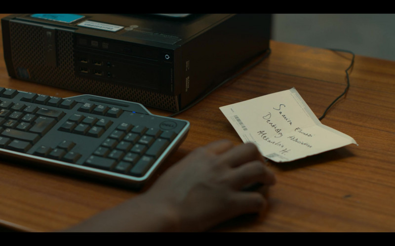 Dell Keyboard in Hanna S02E07 Tacitus (2020)