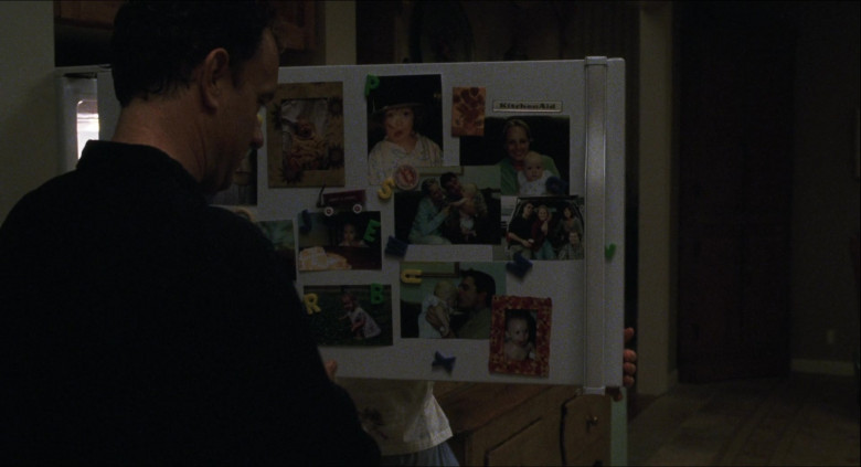 KitchenAid Refrigerator in Cast Away (2000)