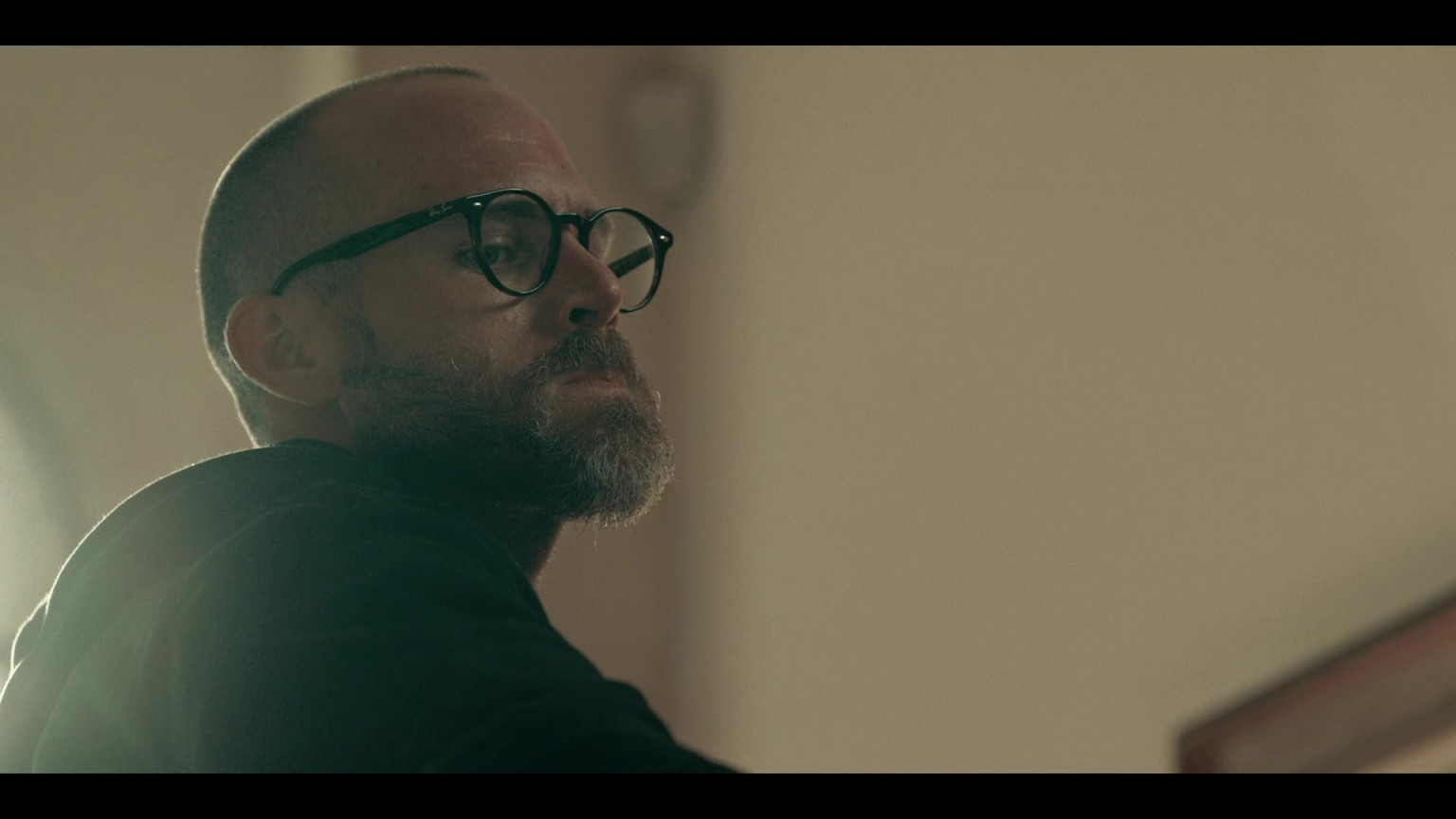 Ray Ban Glasses Worn By Erik Hayser As Esteban In Dark Desire S01E17