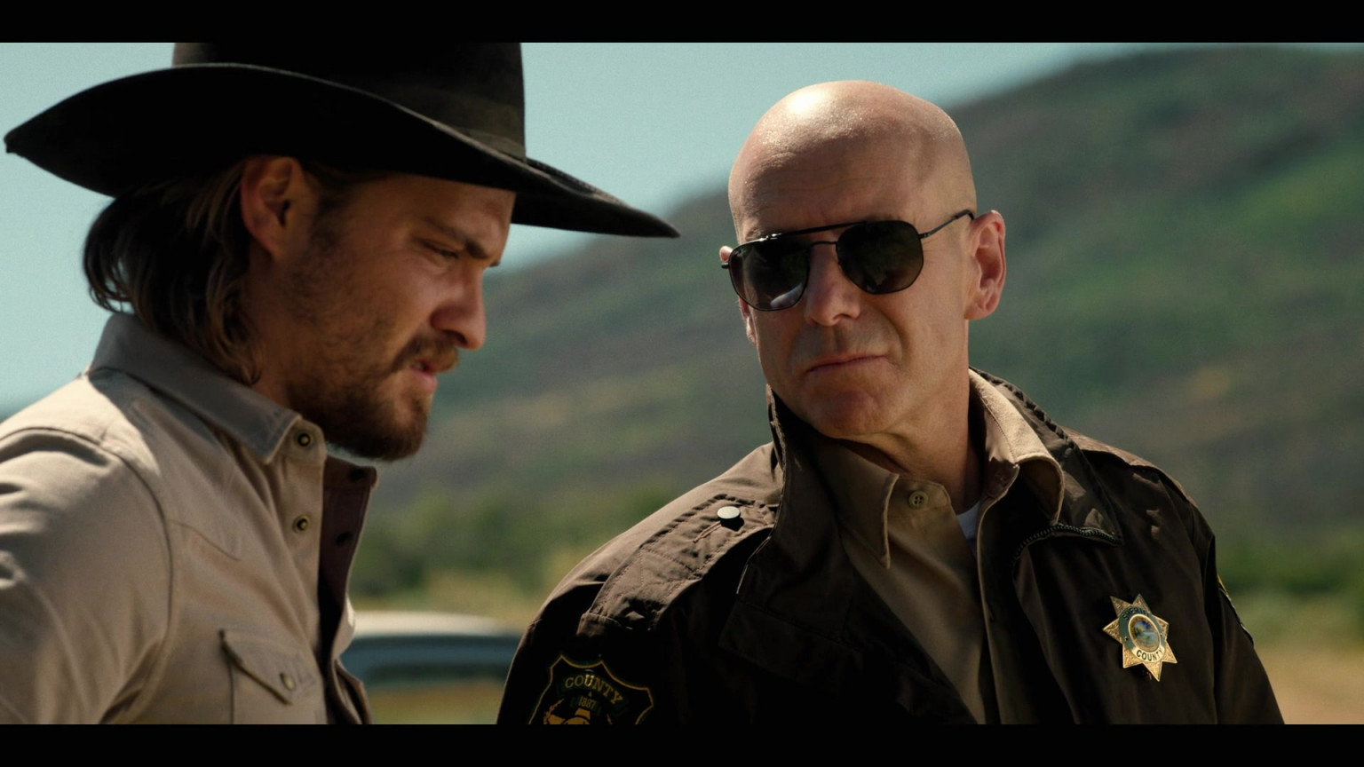 RayBan Sunglasses In Yellowstone S03E05 "Cowboys And Dreamers" (2020)
