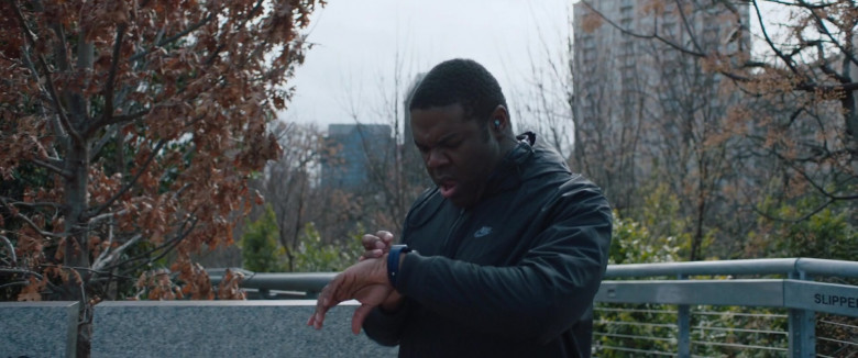 Sam Richardson Wears Nike Windrunner Hooded Jacket Sports Outfit in Hooking Up Movie (1)