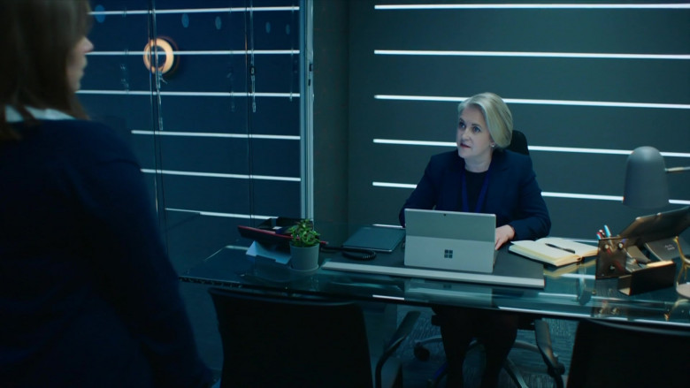 Sylvestra Le Touzel as Christine Clark Using Microsoft Surface Tablet in Intelligence Season 1 Episode 2 TV Show
