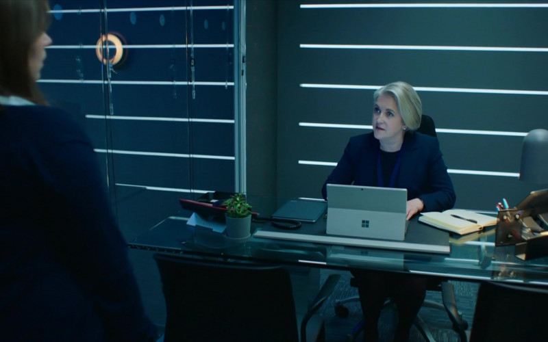 Sylvestra Le Touzel as Christine Clark Using Microsoft Surface Tablet in Intelligence Season 1 Episode 2 TV Show