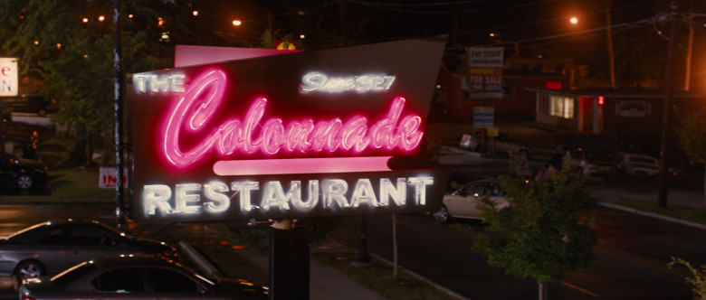 The Colonnade Restaurant in Identity Thief (1)