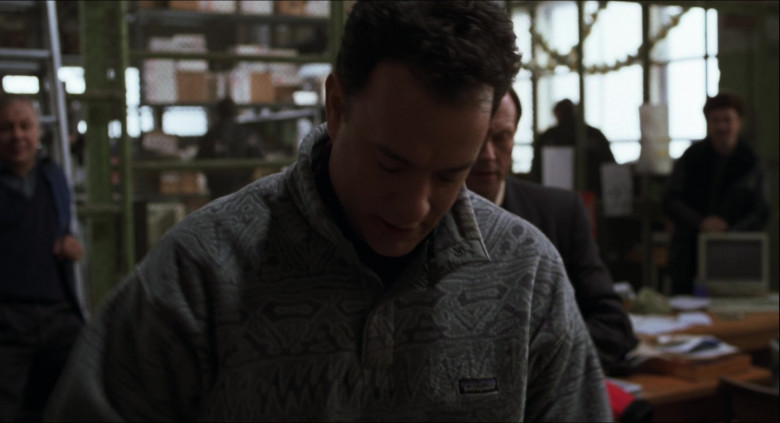 Tom Hanks Wears Patagonia Pullover in Cast Away Movie (2)