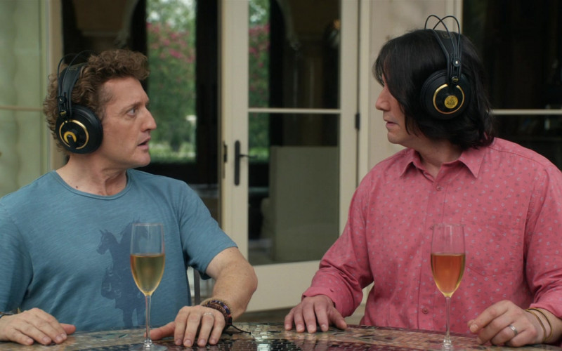 AKG Headphones of Alex Winter & Keanu Reeves in Bill & Ted Face the Music (1)