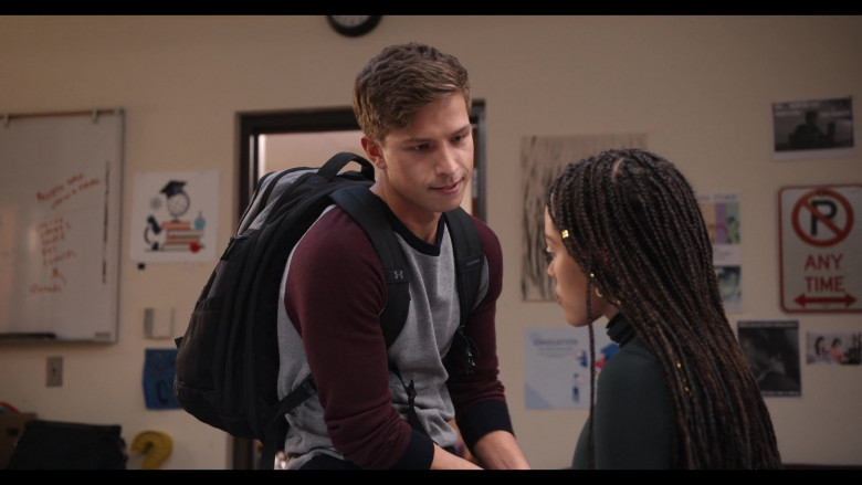 Actor Brandon Butler as Brady Finch Carrying Under Armour Backpack in Trinkets Season 2 Episode 10 TV Show (1)