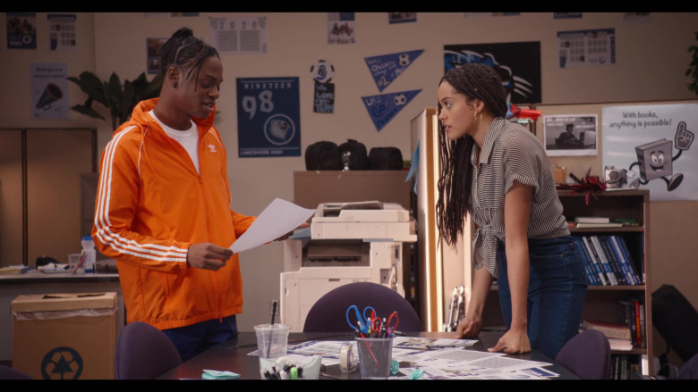 Adidas Men's Windbreaker Jacket Outfit Worn by Austin Crute as Marquise in Trinkets S02E10 (2)