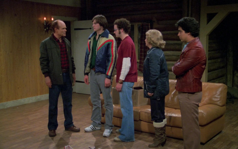 Adidas Sneakers, Grey Jeans and Puffer Jacket Outfit of Ashton Kutcher as Michael in That '70s Show S05E12