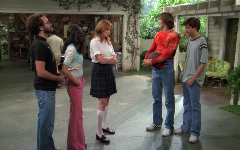 Adidas Sneakers Outfit Worn by Ashton Kutcher as Michael in That '70s Show S05E03