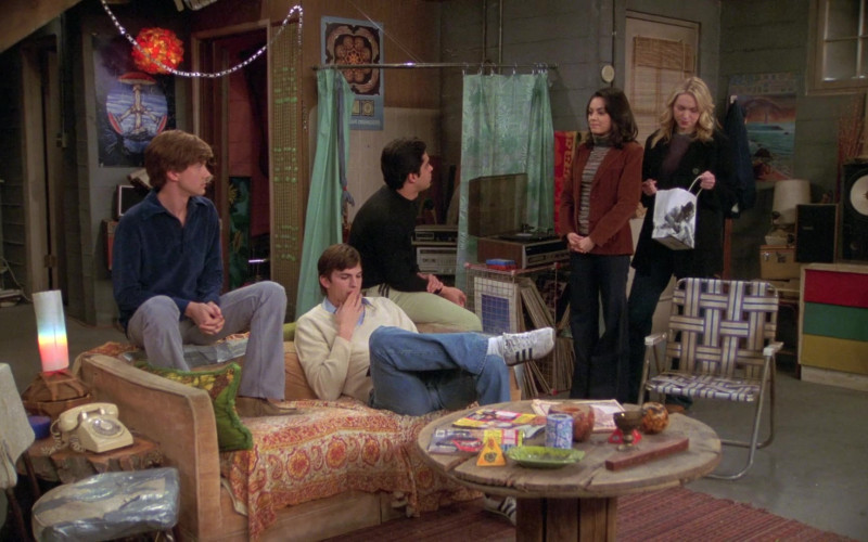 Adidas Sneakers, V Neck Sweater and Jeans Outfit of Ashton Kutcher as Michael in That '70s Show S07E15