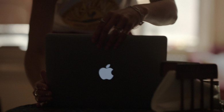 Apple MacBook Laptop of Brittany O’Grady as Bess in Little Voice S01E07