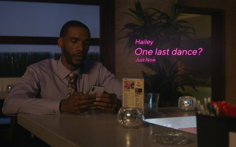 Apple iPhone Smartphone in P-Valley S01E07