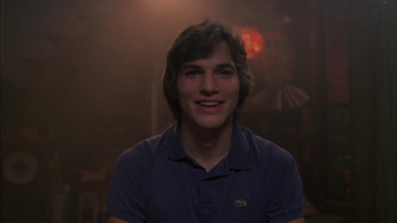 Ashton Kutcher as Michael Kelso Wears Lacoste Blue Polo Shirt Outfit in That '70s Show Season 4 Episode 9 (2)