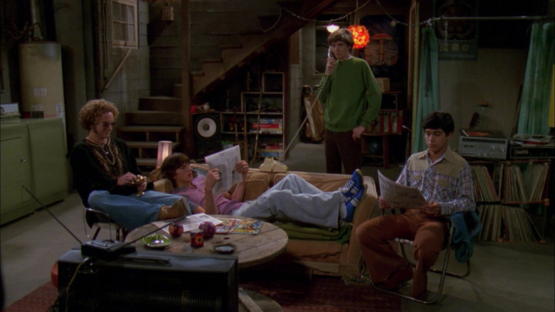 Ashton Kutcher as Michael Kelso Wears PRO-Keds Blue, Flared Pants and Polo Shirt Outfit in That '70s Show