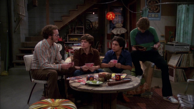Asics Onitsuka Tiger Shoes, Flared Pants and Green-Blue Sweatshirt Outfit of Ashton Kutcher as Michael in That '70s Show (1)