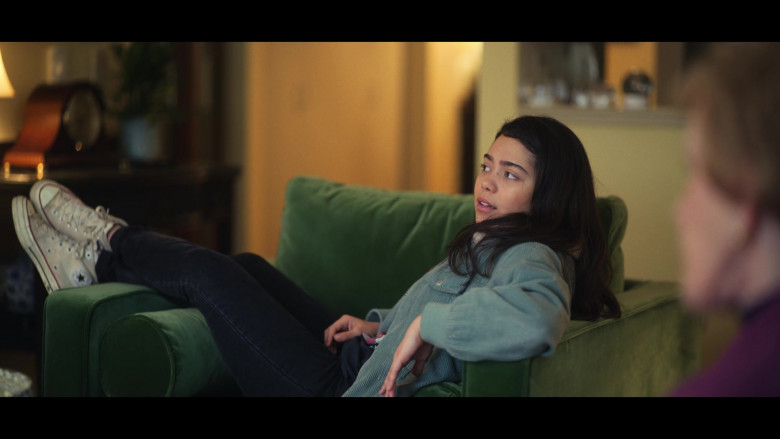 Auliʻi Cravalho as Amber Appleton Wears Converse Shoes in All Together Now Movie (1)
